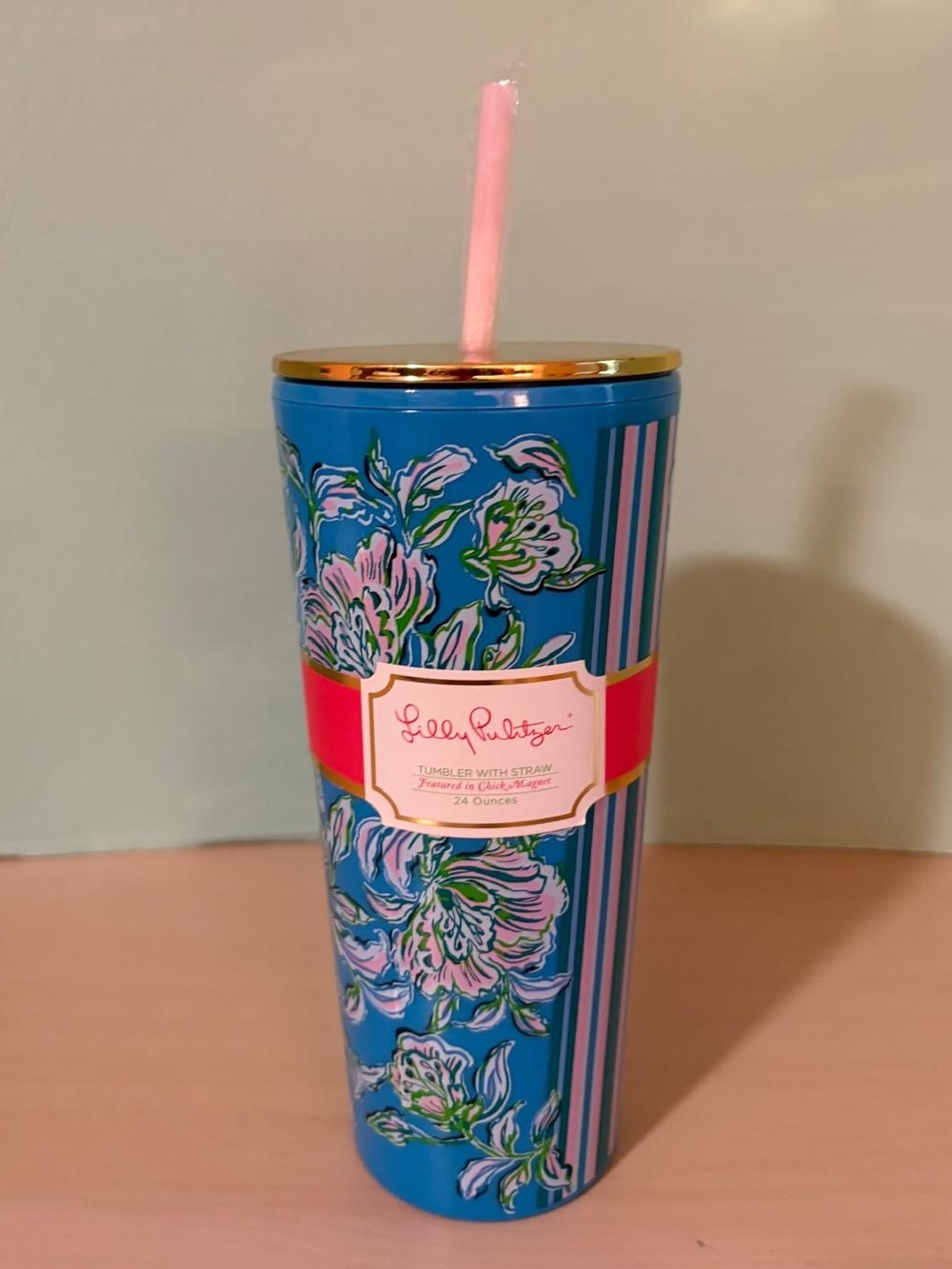 NWT Lilly Pulitzer Chick Magnet 24 Oz Tumbler Straw Gold Lid Blue Floral